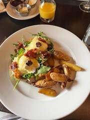 truffled eggs Benedict