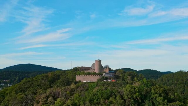 A parallax shot of the castle in Biedenkopf