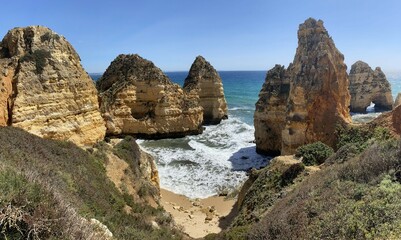 Küstenlandschaft der Algarve. Portugal