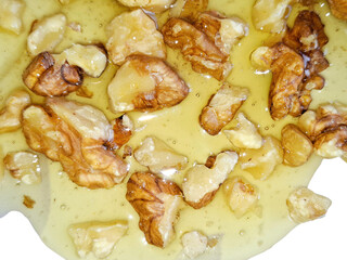 Walnut core with polyfloral honey