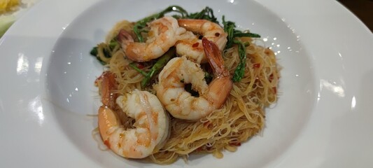 Delicious Shrimp with Noodles and Fresh Greens
