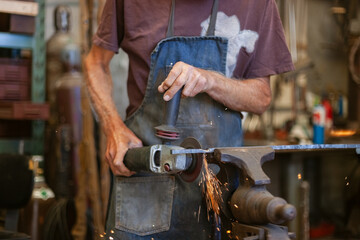 Industrial Metal Grinder