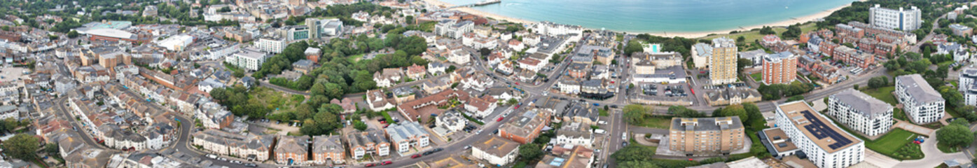 Obraz premium Aerial Panoramic View of Best British Tourist Attraction at Bournemouth City of England Great Britain UK. High Angle Footage was Captured with Drone's Camera from High Altitude on August 23rd, 2024