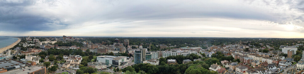 Obraz premium Aerial Panoramic View of Best British Tourist Attraction at Bournemouth City of England Great Britain UK. High Angle Footage was Captured with Drone's Camera from High Altitude on August 23rd, 2024