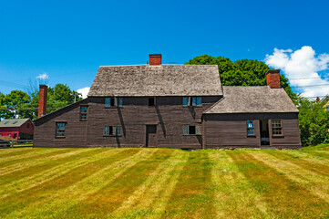 Obraz premium Jackson House - The oldest wooden house in New Hampshire (1664)