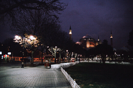 Night in Istanbul, Square in front of Aya Sofia