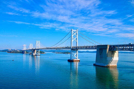 瀬戸大橋タワー」の写真素材 | 273件の無料イラスト画像 | Adobe Stock