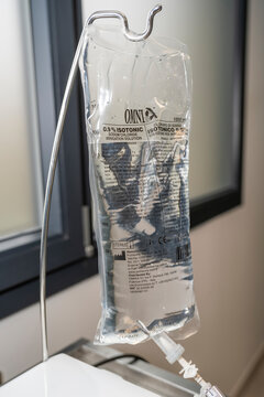 poche de perfusion en h&ocirc;pital pour hospitalisation, chirurgie