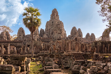 Fototapeta premium Bayon temple, ancient temple ruins in Cambodia