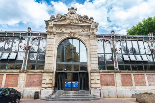 Les Halles food market, Narbona or Narbonne, Occitanie, France