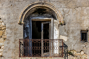 Abandoned ruins of the ghost town of Craco. A city abandoned due to an earthquake in the late 20th century. Province of Matera, Basilicata, Italy