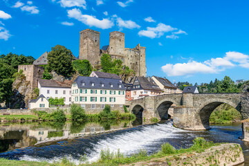 Burg Runkel im Landkreis Limburg-Weilburg in Hessen, Deutschland