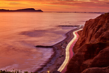 Breathtaking sunset views over La Costa Verde From Miraflores, it’s pure magic watching the cliffs meet the Pacific, waves crashing below, and endless skies above