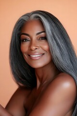 Naklejka premium Beautiful black mature woman with smooth healthy face skin