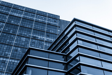 Modern Urban Architecture: Glass Facades and Geometric Design