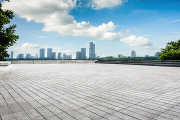 Fototapeta premium Nice big city by the lake