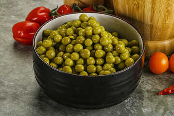 Sweet canned young green peas