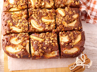 Apple and walnut spicy cake