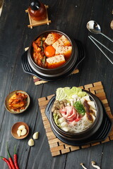 pizza with mushrooms and tomatoes