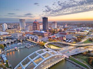 Obraz premium Rochester, New York, USA Cityscape on the Genesee River.