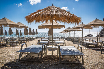 Liegen an einem Strand auf Kreta in Griechenland