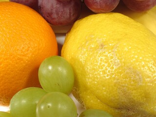 Fresh Rangpur Citrus Fruit: Seedless Green Bitter Orange Ingredient for Natural Foods Light Play