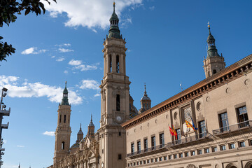 Majestic Dome Architecture Under Blue Sky - Historical Landmark Photo