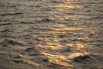 pôr do sol no rio amazonas