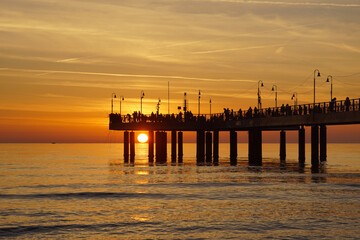 Fototapeta premium sunset at the pier