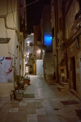 A walk in the old center of Polignano A Mare