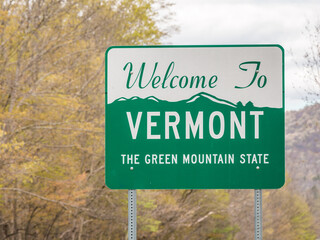 Welcome to Vermont Green Mountain State Travel Sign