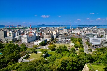 Obraz premium 丸亀城からの眺望・北・瀬戸内海（香川県・丸亀市）