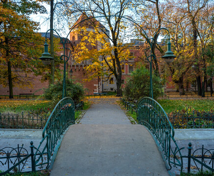 Krakowskie planty jesienią, czyli wielki park w Krakowie