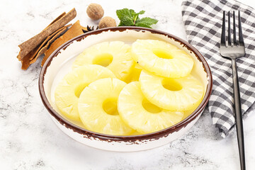 Sweet Canned pineapple in the bowl