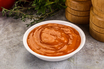 Tasty burger sauce in the bowl