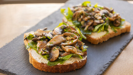  Toasted Bread with Ricotta, Arugula, and Mushrooms – Close-Up