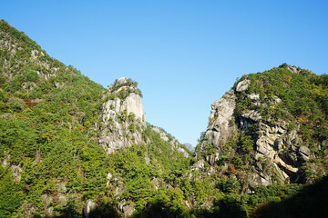 Rocky Mountain and Autumn Landscape of Shosenkyo Gorge in Yamanashi, Japan - 日本 山梨県 昇仙峡 秋の景色 覚円峰