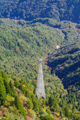 御在所ロープウェイの白鉄塔（三重県三重郡菰野町）