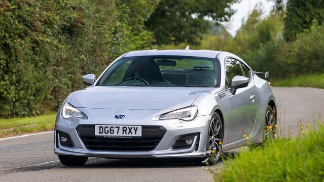 2017, silver, Subaru brz