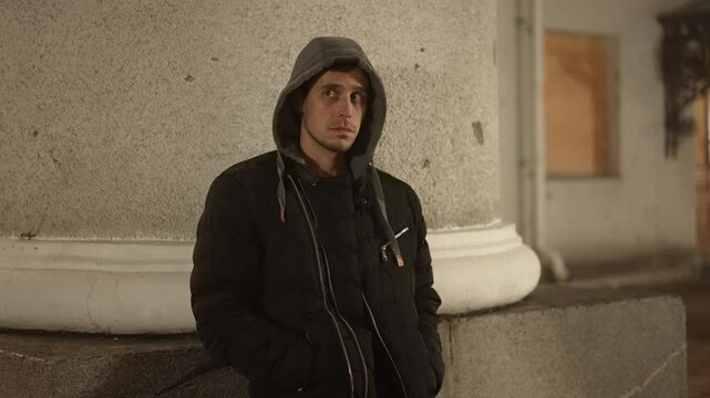 Robber wants to rob a woman on the street at night