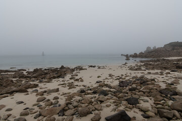 Brume matinale d'automne &agrave; Port-Blanc Penv&eacute;nan - Bretagne