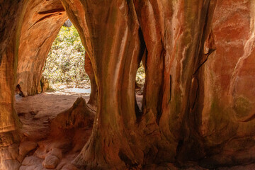 cave system of toro toro national park