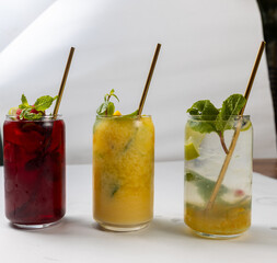 Fruchtige asiatische Drinks