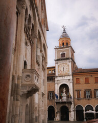 Fototapeta premium Modena, Italy church and architecture