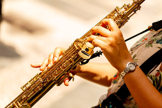 Clarinete instrumento de sopro em bloco da carnaval de rua. 