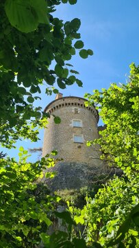 Le ch&acirc;teau de Cabrerets