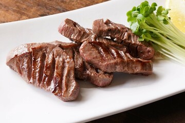 牛たん　焼肉　牛肉
