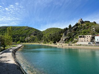Zrmanja river and river valley with wooded shore (Obrovac, Croatia) - Fluss Zrmanja und Flusstal mit bewaldetem Ufer (Obrovac, Kroatien) - Rijeka Zrmanja i riječna dolina sa šumovitom obalom (Hrvatska © Mario
