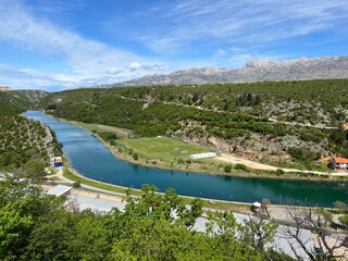 Zrmanja river and river valley with wooded shore (Obrovac, Croatia) - Fluss Zrmanja und Flusstal mit bewaldetem Ufer (Obrovac, Kroatien) - Rijeka Zrmanja i riječna dolina sa šumovitom obalom (Hrvatska © Mario