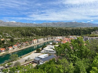 Zrmanja river and river valley with wooded shore (Obrovac, Croatia) - Fluss Zrmanja und Flusstal mit bewaldetem Ufer (Obrovac, Kroatien) - Rijeka Zrmanja i riječna dolina sa šumovitom obalom (Hrvatska © Mario